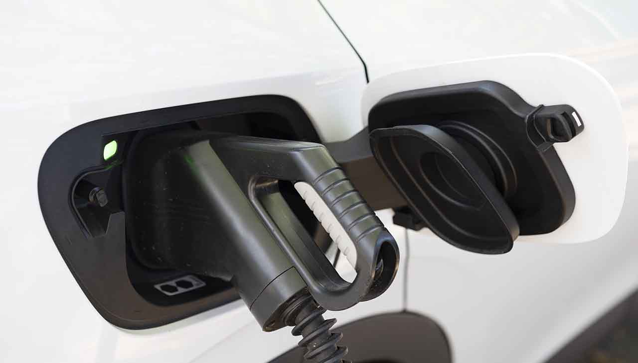 Shaping Tomorrow with Hybrid Technology How It’s Evolving and What to Expect Next